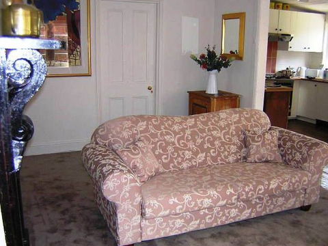 Cooma Cottage - Accommodation - Sydneys Hotel 3