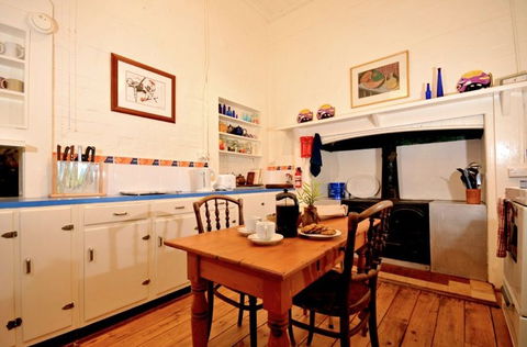 Oakleigh Rural Retreat - Sydneys Hotel 4