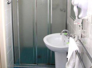 Gabriel Motor Inn - Sydneys Hotel 2