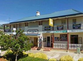 Apsley Arms Hotel - Sydneys Hotel 0