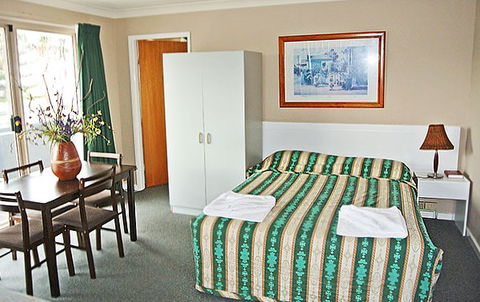 Anchor Inn - Sydneys Hotel 4