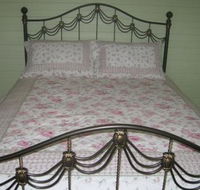 Camelot Retreat - Sydneys Hotel