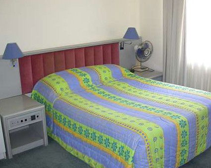 Castlereagh Village Holiday Units - Sydneys Hotel 2