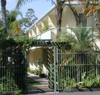 Bayshores Holiday Apartments - Sydneys Hotel