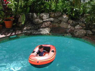 Bayshores Holiday Apartments - Sydneys Hotel 1