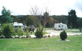 Country Style Accommodation Park - Sydneys Hotel 2