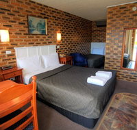 Apple and Grape Motel