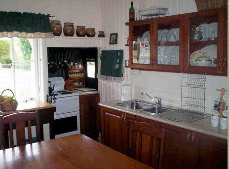 Dillons Cottage - Sydneys Hotel 0