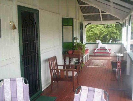 Dillons Cottage - Sydneys Hotel 2