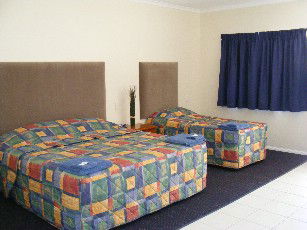 Augathella Palms Motel - Sydneys Hotel 2
