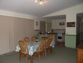 Hillcrest - Holiday Home - Sydneys Hotel 3