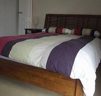 One Tree - Holiday Home