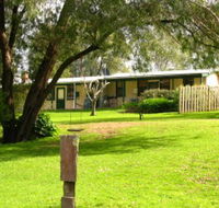 Riverbend Chalets and Caravan Park