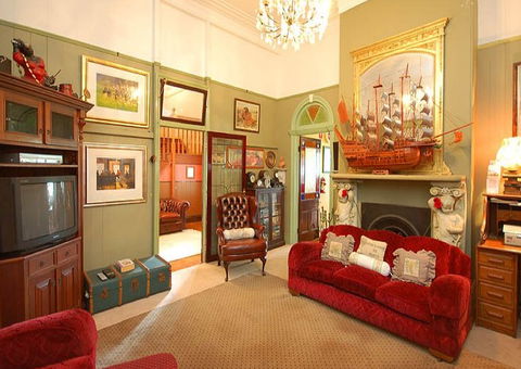 Franklin Villa - Sydneys Hotel 3