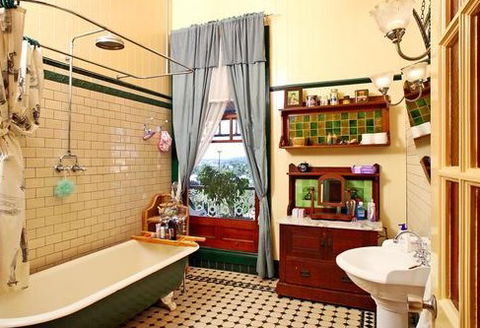 Franklin Villa - Sydneys Hotel 5