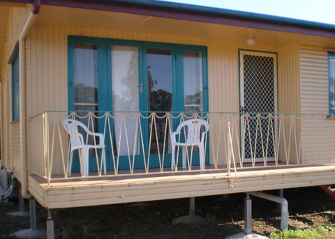 Dalby Homestyle Accommodation - Sydneys Hotel 0