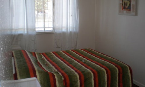 Dalby Homestyle Accommodation - Sydneys Hotel 3