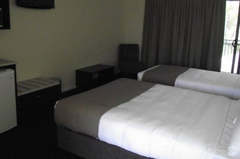 Dalby Fairway Motor Inn - Sydneys Hotel 3