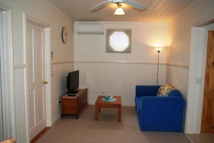 Aluna Getaway - Sydneys Hotel 1