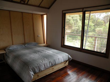 Ulaveo - Sydneys Hotel 1