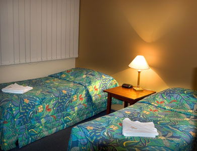 Bay Hideaway Resort - Sydneys Hotel 1