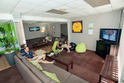 Islander Resort Hotel - Sydneys Hotel 2