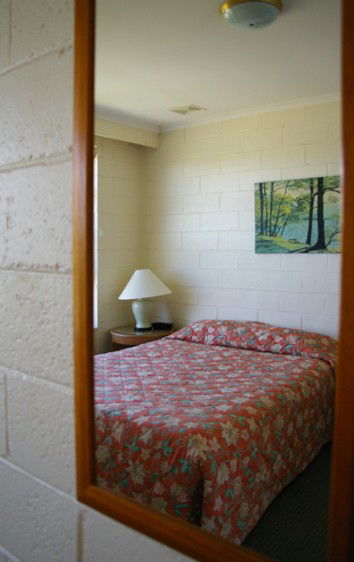Mulgrave Court Motor Inn - Sydneys Hotel 1