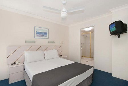Atrium Resort - Sydneys Hotel 3