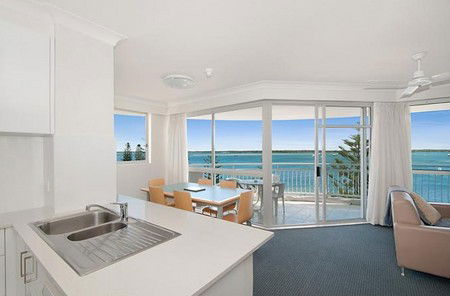 Atrium Resort - Sydneys Hotel 4