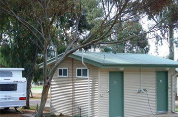 Port Augusta Big 4 Holiday Park - Sydneys Hotel 4