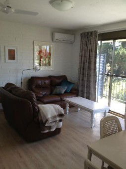 Aquarius Holiday Apartments - Sydneys Hotel 3