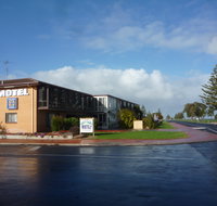 Lacepede Bay Motel And Restaurant - Sydneys Hotel