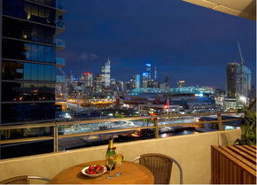 Apartments @ Docklands - Sydneys Hotel 1