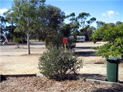 Kimba Motel Caravan Park - Sydneys Hotel 1