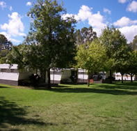 Riverbend Caravan Park - Sydneys Hotel