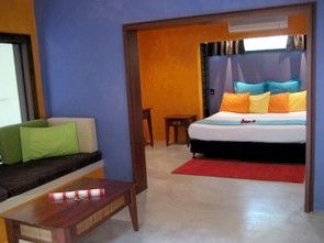 Pink Flamingo Resort - Sydneys Hotel 2