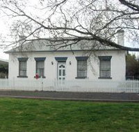 Batt's Cottage - Sydneys Hotel