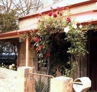 Bluebird Cottage - Sydneys Hotel