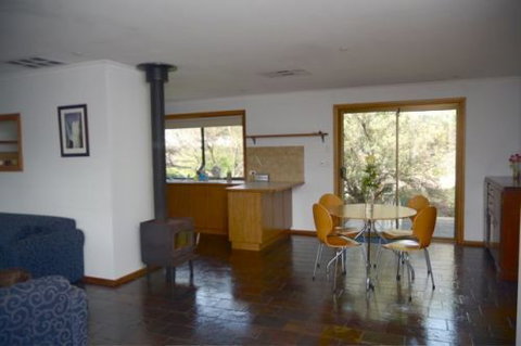 Dune Hideaway - Sydneys Hotel 0