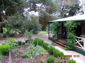 Barossa Country Cottages - Sydneys Hotel 0