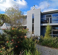 Barrakee Beach House