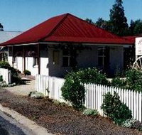 Cobb amp Co Cottages - Sydneys Hotel