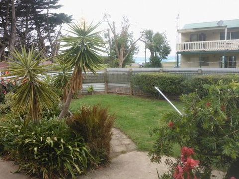Keren's Place - Sydneys Hotel 8