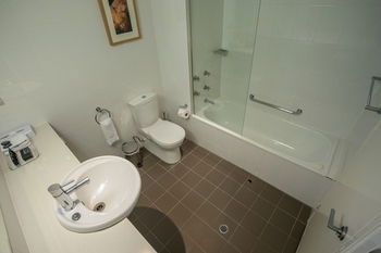 Amora Riverwalk Melbourne - Sydneys Hotel 49