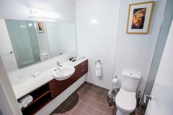 Amora Riverwalk Melbourne - Sydneys Hotel 51