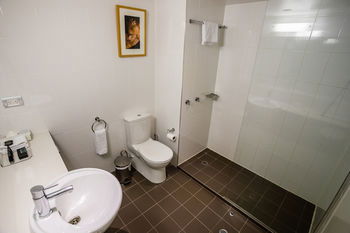 Amora Riverwalk Melbourne - Sydneys Hotel 52