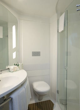Ibis Sydney Airport - Sydneys Hotel 5