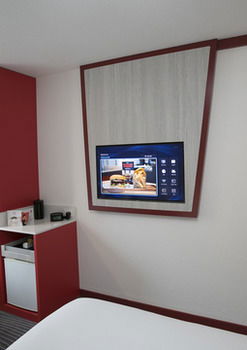 Ibis Sydney Airport - Sydneys Hotel 10