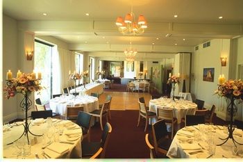 Best Western Plus The Tudor-Box Hill - Sydneys Hotel 3