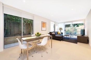 Best Western Plus The Tudor-Box Hill - Sydneys Hotel 11